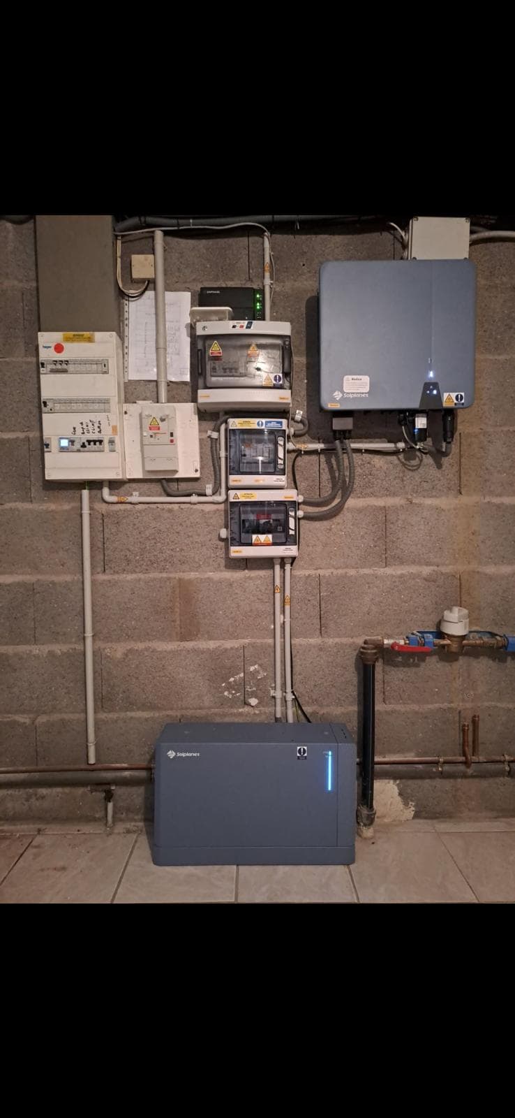 Photovoltaïque avec batterie de stockage — photo 2